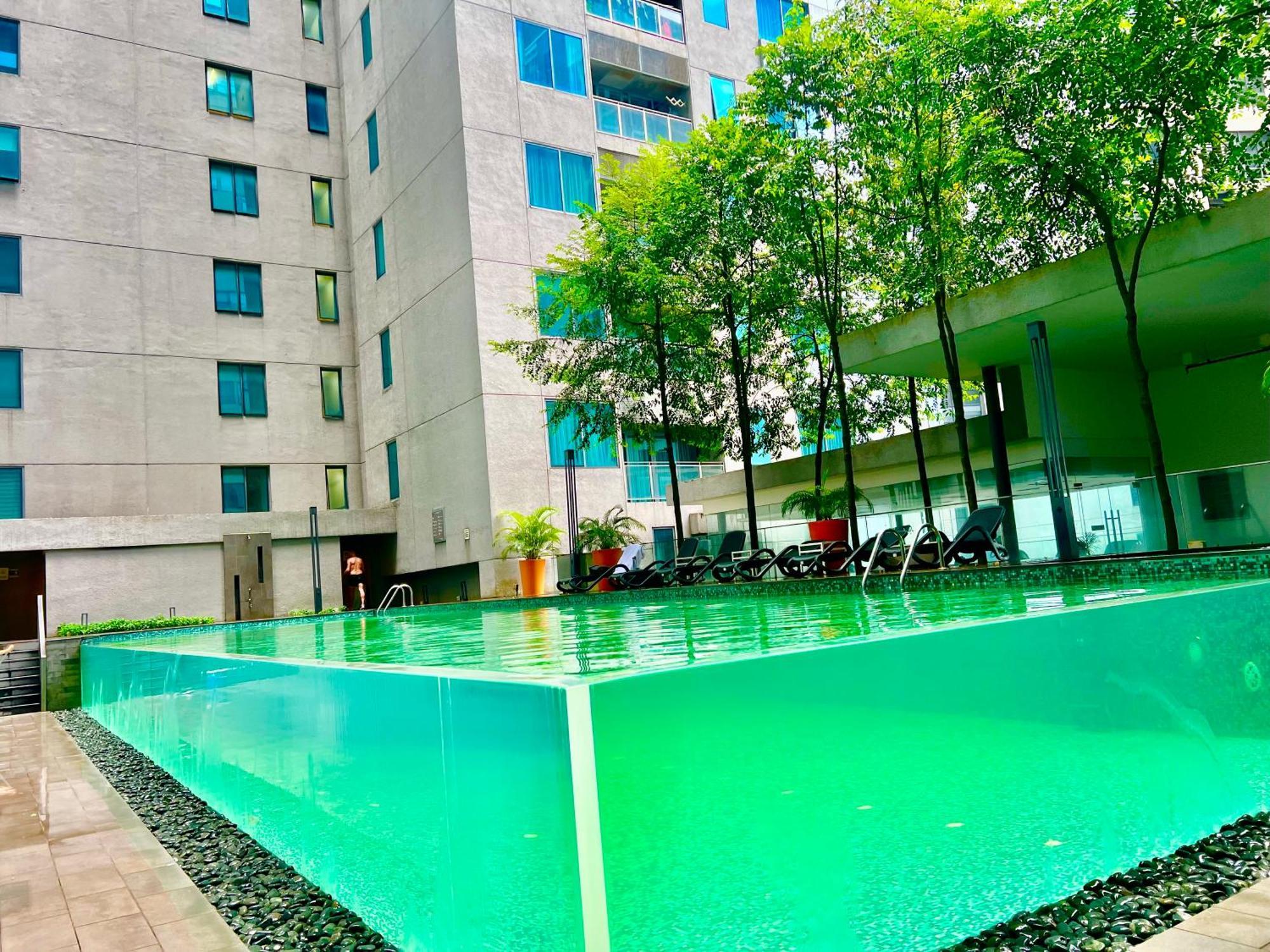 Summer Suites Klcc By Whollmark กัวลาลัมเปอร์ ภายนอก รูปภาพ